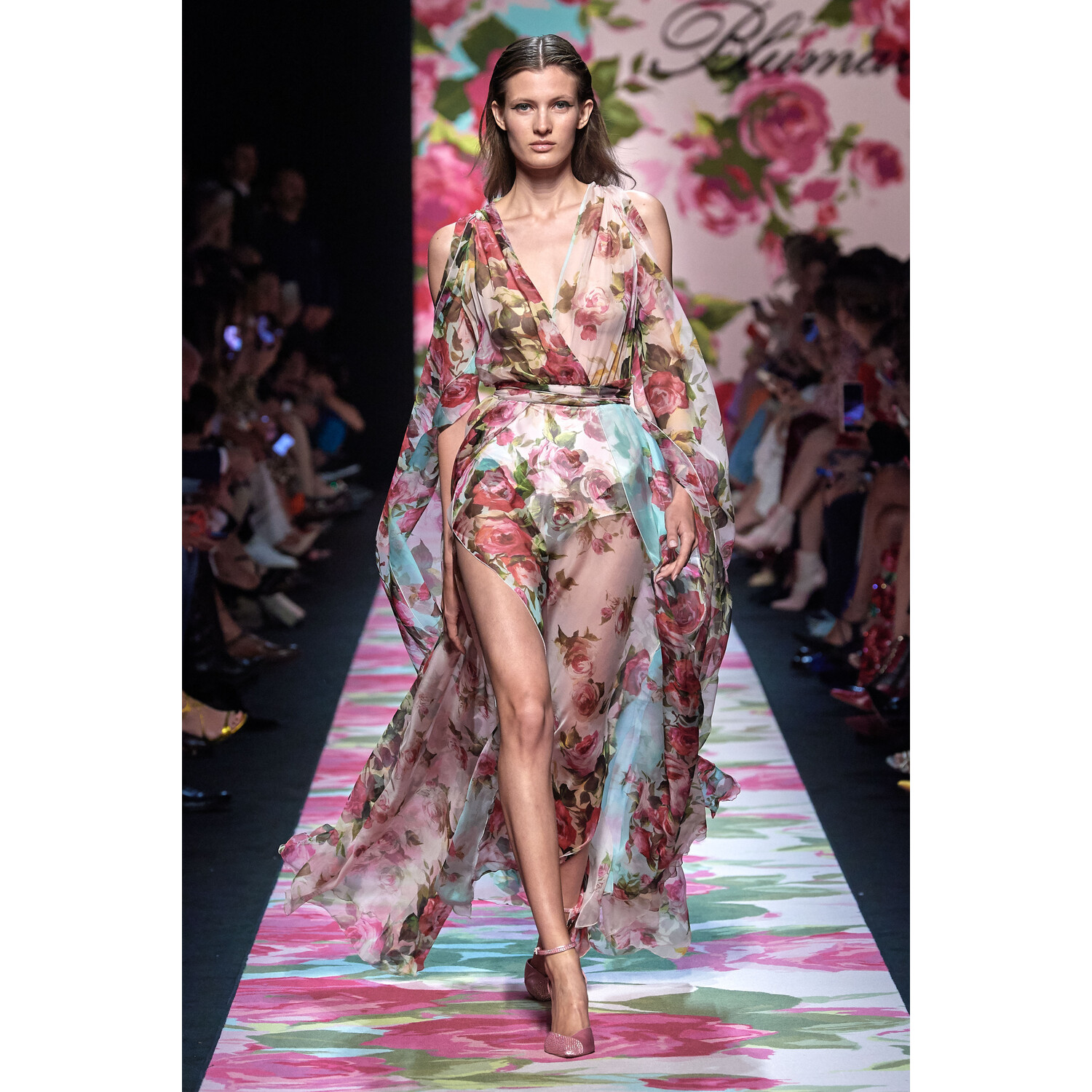 Фото Blumarine Spring 2020 / Blumarine весна-лето 2020 / Неделя моды: Милан